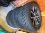 Jantes Nissan et pneus hivers, Auto-onderdelen, Banden en Velgen, Gebruikt, 17 inch, Winterbanden, Band(en)