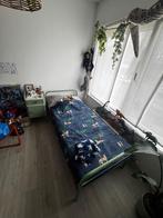 Eenpersoonsbed + 2 nachtkastjes, Huis en Inrichting, Slaapkamer | Bedden, Ophalen, Gebruikt, 90 cm, Eenpersoons