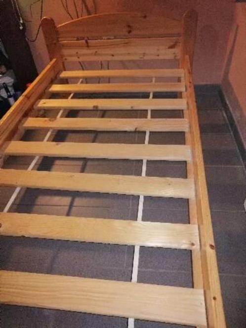 2x dezelfde 1persoonbedden met matras, Huis en Inrichting, Slaapkamer | Bedden, Gebruikt, Eenpersoons, 90 cm, 200 cm, Hout, Bruin