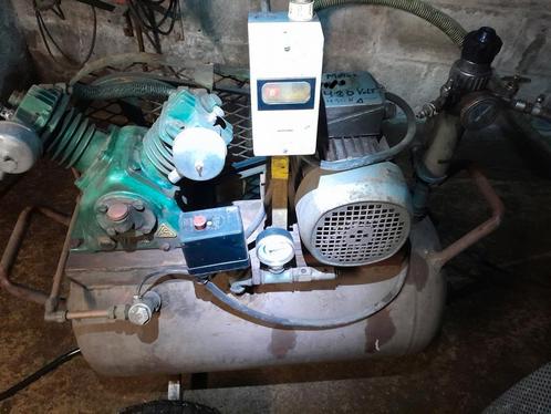 Zeer goed werkende 380 volt Compressor 2 cylinder 3pk motor, Doe-het-zelf en Bouw, Compressors, Gebruikt, Ophalen of Verzenden
