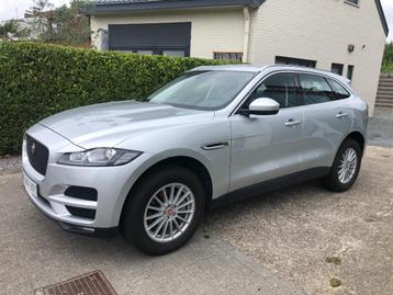 Jaguar F-Pace  2.0T 25T AWD Pure 47459 km !!, Autos, Jaguar, Cuir, Argent ou Gris, Achat, Euro 6
