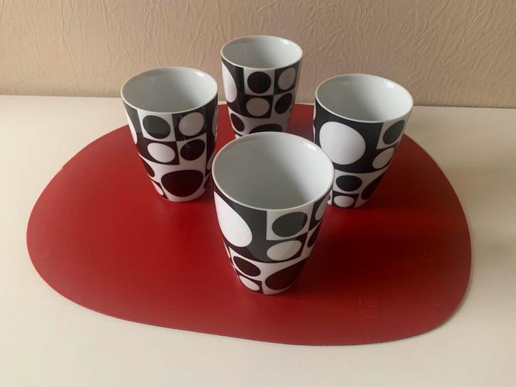 4 Verner Panton mugs zwart, Huis en Inrichting, Keuken | Servies, Ophalen of Verzenden