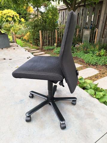 Vintage bureaustoel 'Klöber' beschikbaar voor biedingen