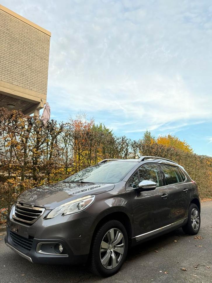 Peugeot 2008 1.2 benzine van 2014 met 129.000KM - GARANTIE, Auto's, Peugeot, Bedrijf, Te koop, ABS, Adaptieve lichten, Airbags