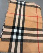 burberry, Ophalen of Verzenden, Nieuw, Sjaal