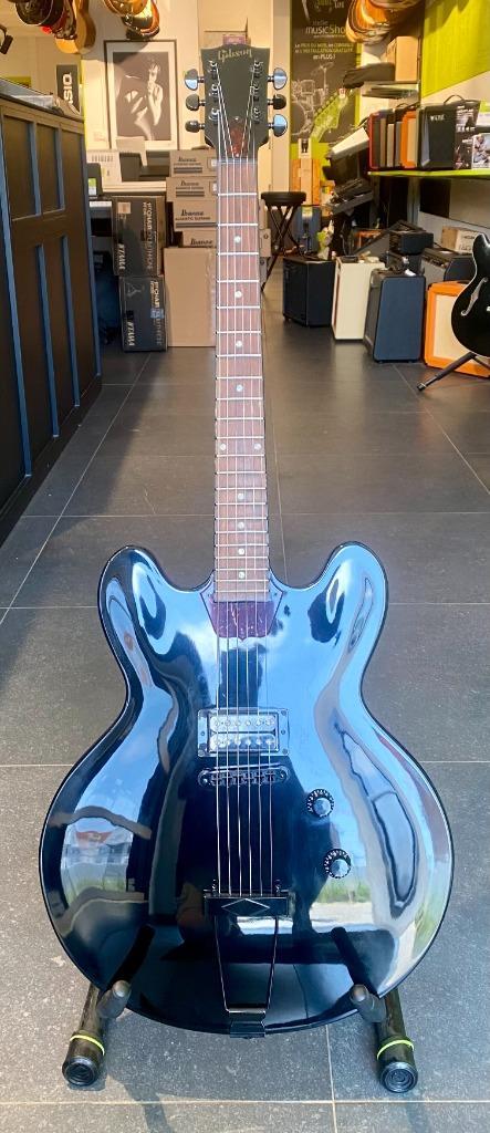 GIBSON - Memphis ES-335 Studio Ebbenhout 2013, Muziek en Instrumenten, Snaarinstrumenten | Gitaren | Akoestisch, Zo goed als nieuw