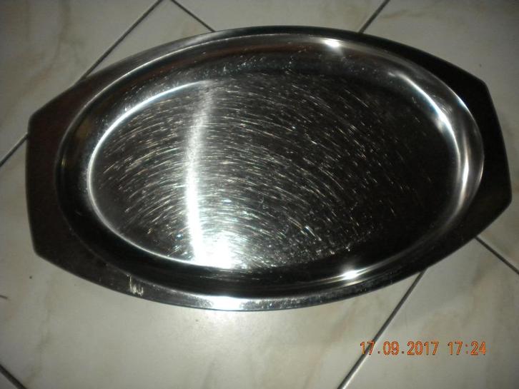 Inox schotel 1x, Huis en Inrichting, Woonaccessoires | Dienbladen, Ophalen