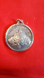 medaille religieuse  mont et archange saint Michel (x2033), Verzamelen, Ophalen of Verzenden, Gebruikt, Sieraad, Christendom | Katholiek