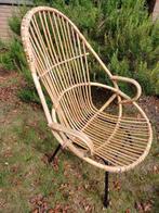 Grote vintage fauteuil met rotan schelp, Ophalen of Verzenden