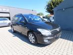 Hyundai i30 SW 1.6 CRDi Comfort, Autos, Achat, 90 ch, Entreprise, Boîte manuelle