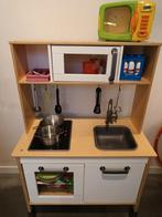 Keukentje met toebehoren, Ophalen