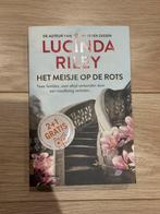 Lucinda Riley - Het meisje op de rots, Enlèvement ou Envoi, Lucinda Riley