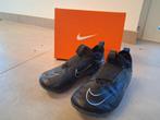 Nike voetbalschoenen kleuter mt 31, Sport en Fitness, Voetbal, Ophalen of Verzenden, Gebruikt