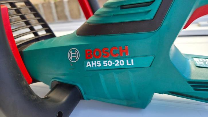 BOSCH AHS 50-20LI accu heggenschaar, Tuin en Terras, Heggenscharen, Zo goed als nieuw, Accu, Ophalen