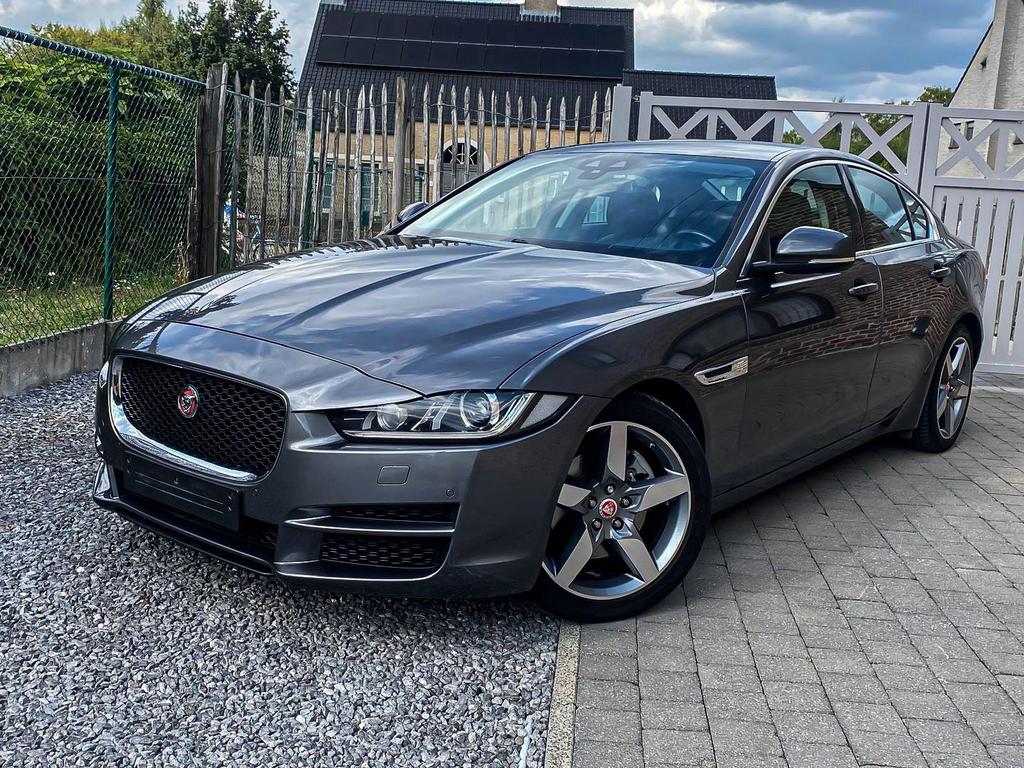 JAGUAR XE  AUTOMAAT/LED/CAMERA/NAVI, Autos, Jaguar, XE, ABS, Caméra de recul, Airbags, Air conditionné, Alarme, Bluetooth, Ordinateur de bord