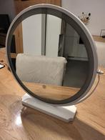 Grand miroir sur pied avec lumiere, Enlèvement