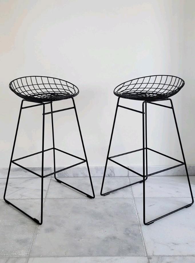 2 Pastoe Wire barkrukken M07, Huis en Inrichting, Barkrukken, Zo goed als nieuw, Ophalen