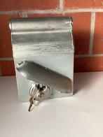 Kap/disselslot anti-diefstal voor aanhangwagens incl. slot, Auto diversen, Aanhangwagen-onderdelen, Ophalen, Zo goed als nieuw