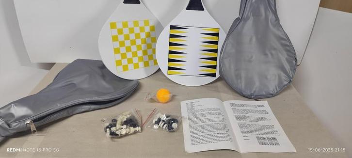 Palet met gezelschapsspellen. NIEUW. 2 stuks., Hobby en Vrije tijd, Gezelschapsspellen | Overige, Zo goed als nieuw, Ophalen