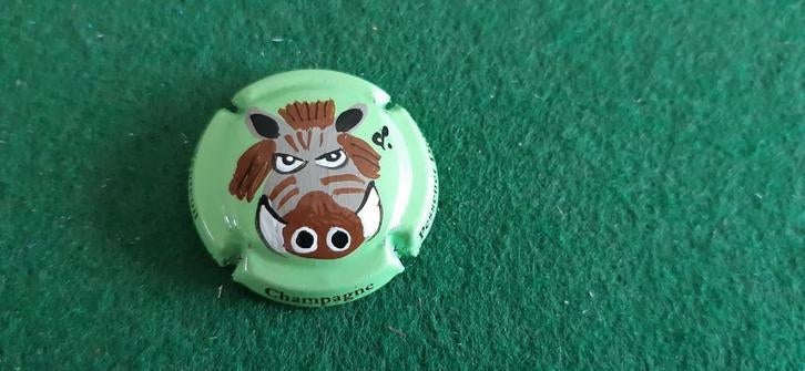 Capsules de champagne belges peintes à la main, Collections, Collections Autre, Comme neuf, Enlèvement ou Envoi