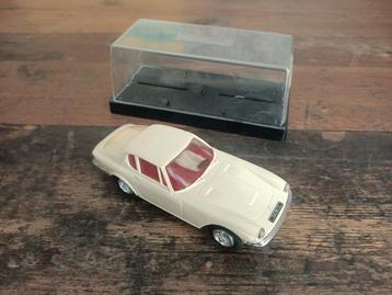 Racebaan - Gama / Ferrari / Porsche/ 1:32  beschikbaar voor biedingen