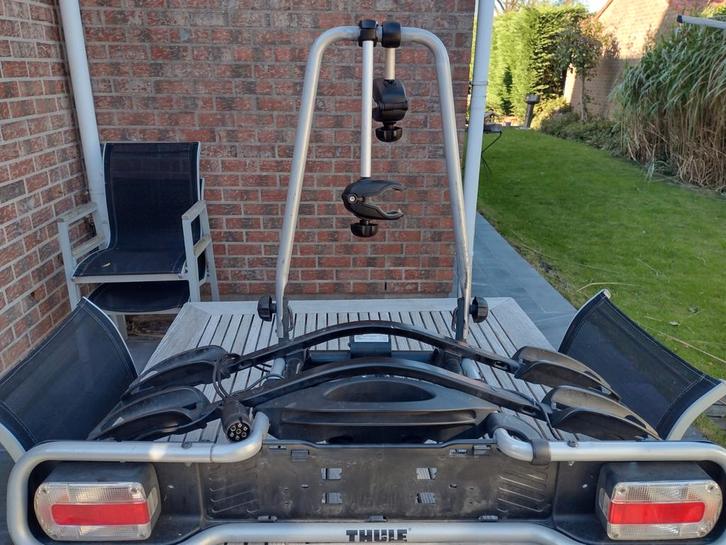 FIETSENDRAGER THULE voor 2 gewone fietsen - op trekhaak, Auto diversen, Fietsendragers, Gebruikt, Trekhaakdrager, 2 fietsen, Ophalen