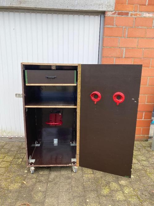 Zadelkast op wieltjes, Dieren en Toebehoren, Stalling en Weidegang, Accessoires