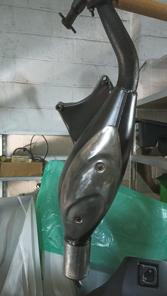 Originele Piaggio Zip SP98 uitlaat, Fietsen en Brommers, Brommeronderdelen | Scooters, Gebruikt, Piaggio, Uitlaat, Ophalen of Verzenden