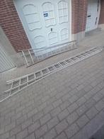 Uitschuifbare ladder van 2x4m, Doe-het-zelf en Bouw, Ladders en Trappen, Ophalen of Verzenden
