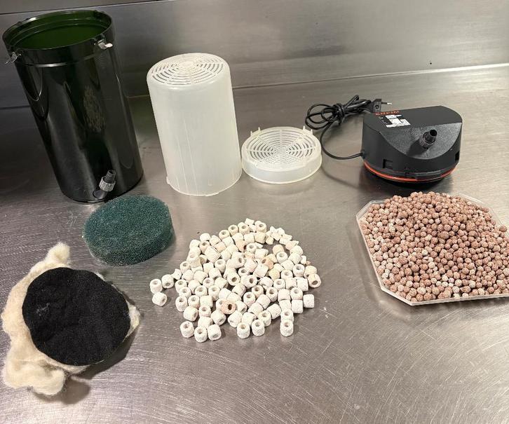 EHEIM CLASSIC 250, Dieren en Toebehoren, Vissen | Aquaria en Toebehoren, Gebruikt, Filter of Co2, Ophalen of Verzenden