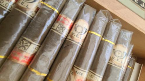 Sigaren vintage, Collections, Articles de fumeurs, Briquets & Boîtes d'allumettes, Neuf, Enlèvement