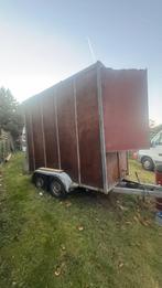 Aanhangwagen gesloten paardenwagen, Ophalen, Gebruikt