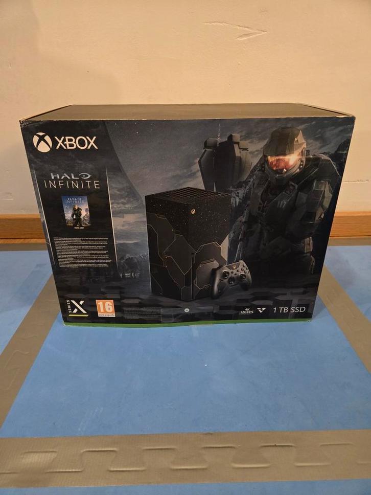 Xbox series X HALO editie., Games en Spelcomputers, Spelcomputers | Xbox Series X en S, Zo goed als nieuw, Xbox Series X, Ophalen
