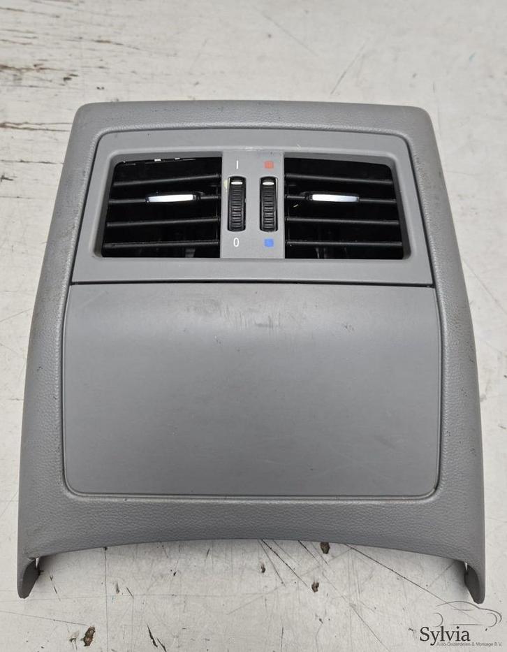 Achterste ventilatierooster luchtrooster middenconsole grau, Auto-onderdelen, Dashboard en Schakelaars, BMW, Gebruikt, Ophalen of Verzenden