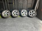 Winter banden volvo V40, Auto-onderdelen, Banden en Velgen, Ophalen, Gebruikt, 16 inch, Band(en)