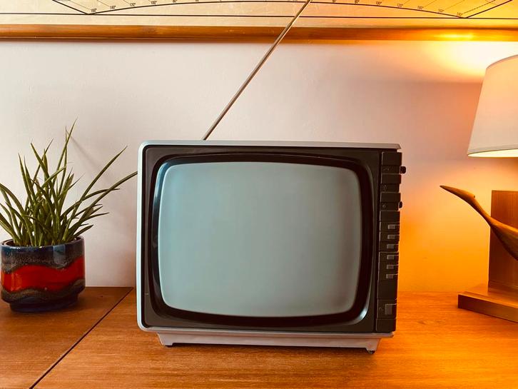 Philips ‘draagbare’ vintage televisie incl originele doos, Antiek en Kunst, Antiek | Tv's en Audio, Ophalen of Verzenden