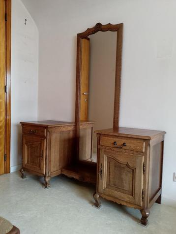 Spiegelkastje / kaptafel in eik beschikbaar voor biedingen