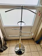 Valet de chambre , porte vetements, Enlèvement, Utilisé, Une personne