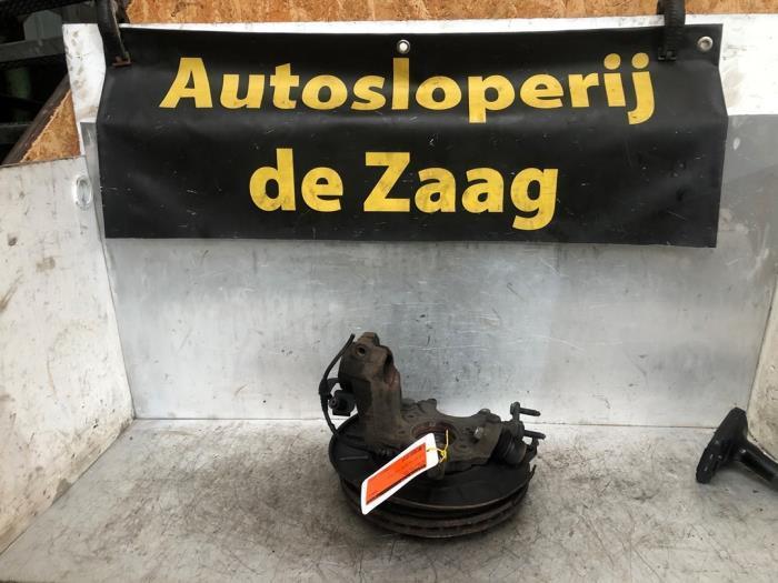 Fusee links-voor van een Volkswagen Golf, Auto-onderdelen, Ophanging en Onderstel, Volkswagen, Gebruikt, 3 maanden garantie, Ophalen of Verzenden