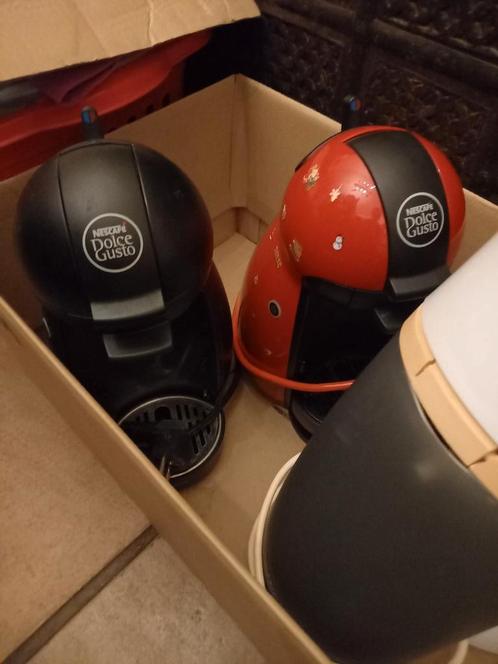 Dolce Gusto en Nespresso, Elektronische apparatuur, Koffiemachine-accessoires, Zo goed als nieuw
