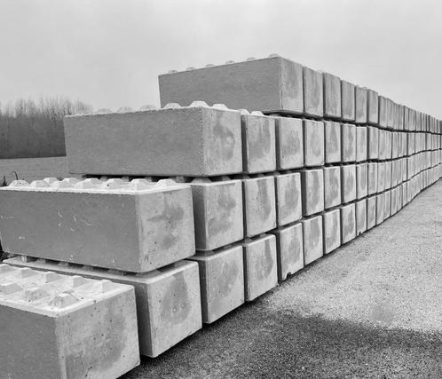 Bloc Béton, Doe-het-zelf en Bouw, Metselstenen, Nieuw, Beton, Verzenden