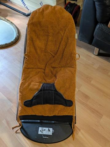 Wipper / bouncer van Babybjörn met hoes van Timboo beschikbaar voor biedingen
