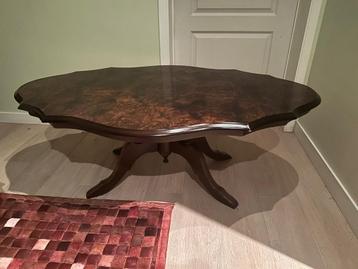 Salontafel beschikbaar voor biedingen