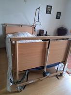 Burmeier zorgbed incl anti-decubitusmatras - breedte 120 cm, Ophalen, Verstelbaar, Beige, Zo goed als nieuw