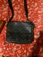 lv schoudertas, Handtassen en Accessoires, Tassen | Schoudertassen, Gebruikt, Zwart, Leer, Ophalen