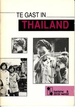 Te gast in…   1 € / stuk - 6 voor 4 €, Enlèvement ou Envoi, Comme neuf, Guide ou Livre de voyage