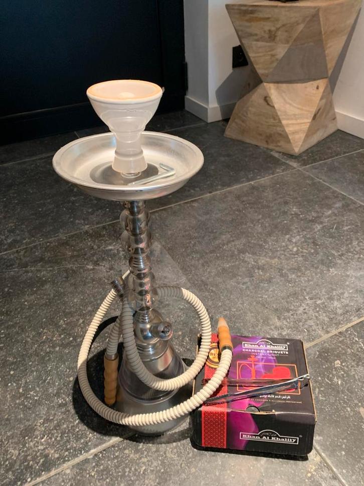 Complete waterpijp + houtskool, Verzamelen, Rookartikelen, Aanstekers en Luciferdoosjes, Gebruikt, (Water)pijp, Ophalen