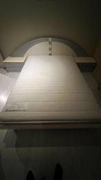 slaapkamer: bed + nachtkastjes + commode, Huis en Inrichting, Slaapkamer | Complete slaapkamers, Ophalen, Gebruikt, Twijfelaar