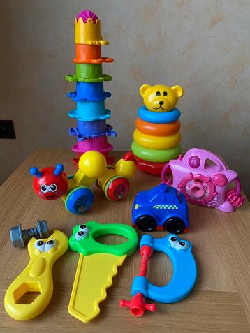 Pakket babyspeelgoed . (. 3 € voor alles )  Koopje  !!! 🍄