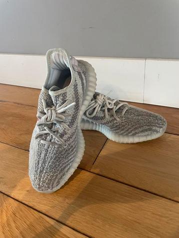 Yeezy 350, Autres couleurs, Comme neuf, Enlèvement, Baskets